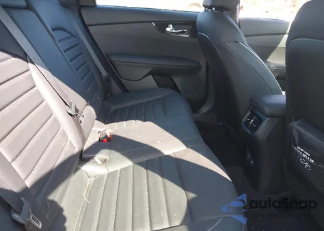 2023 Kia Forte Gt-Line из США, поврежденный, VIN 3KPF54AD1PE522206